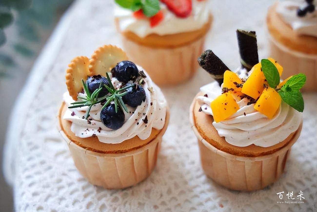 烘焙業(yè)未來會(huì)發(fā)生什么變化?紙杯蛋糕、桃酥等家庭烘焙會(huì)成為未來的風(fēng)口嗎?